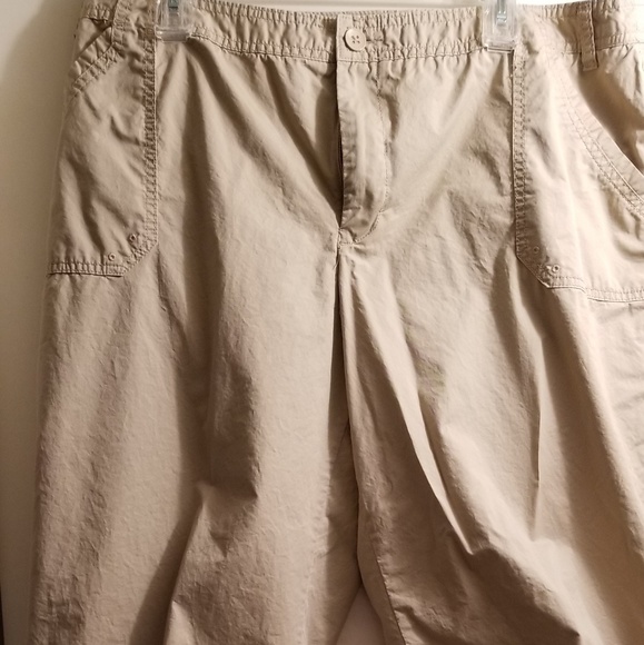 Merona Pants - Merona Woman's Beige Capris